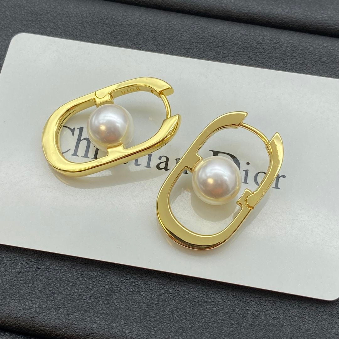 DIA* 24 New CD Pearl Earrings