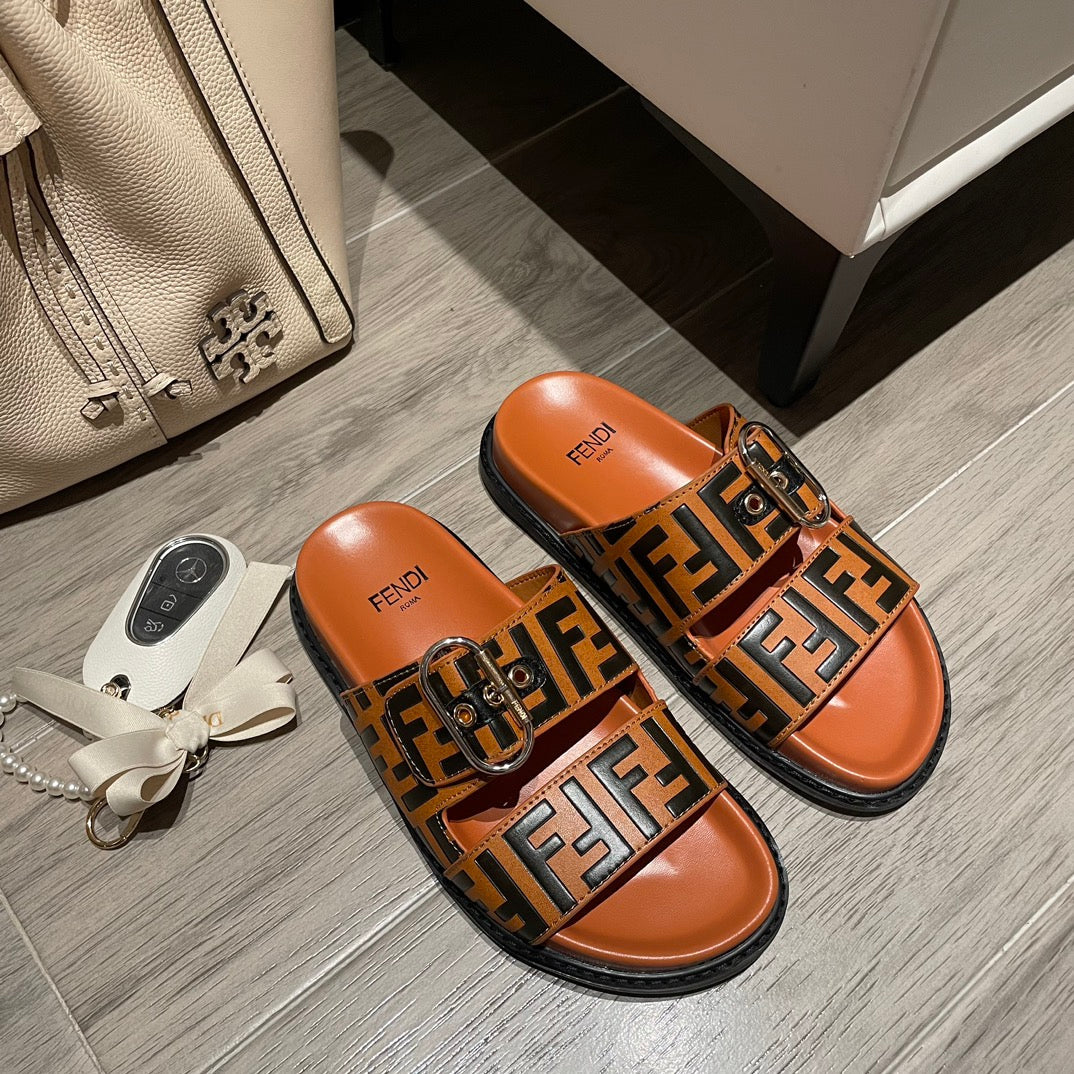 F  new flat slippers (counter with the same model)