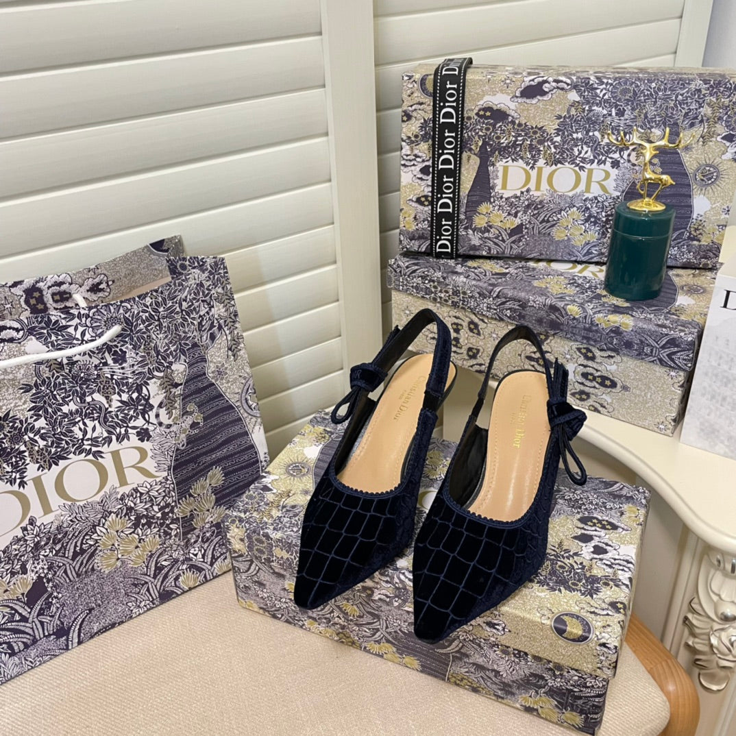 D   23 Years Velvet Serpentine/Print Collection