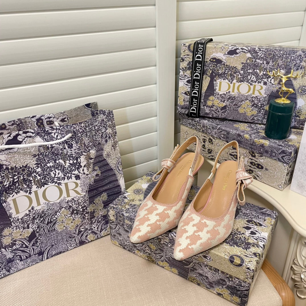 D   23 Years Velvet Serpentine/Print Collection