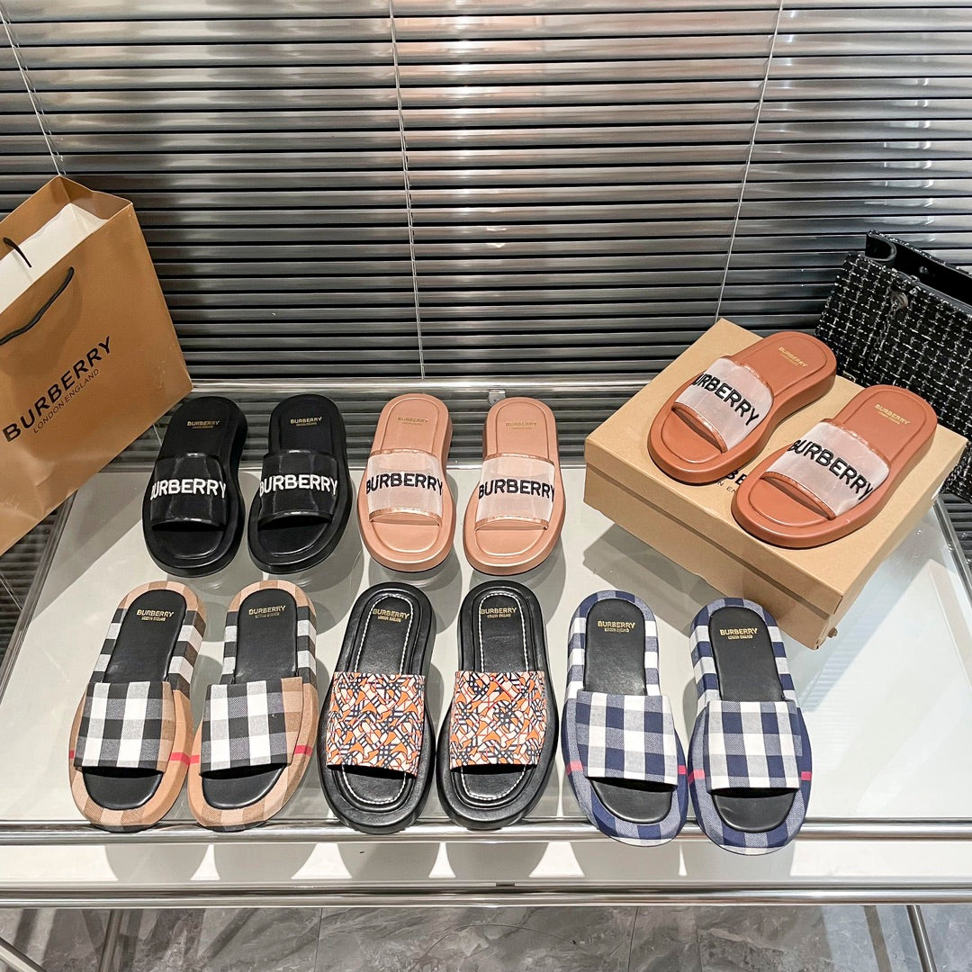 B  Breathable Thick Sole Slippers