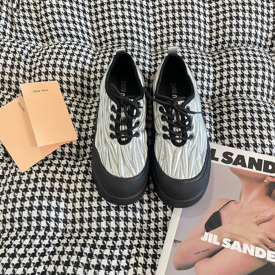 MI* 24 new casual shoes