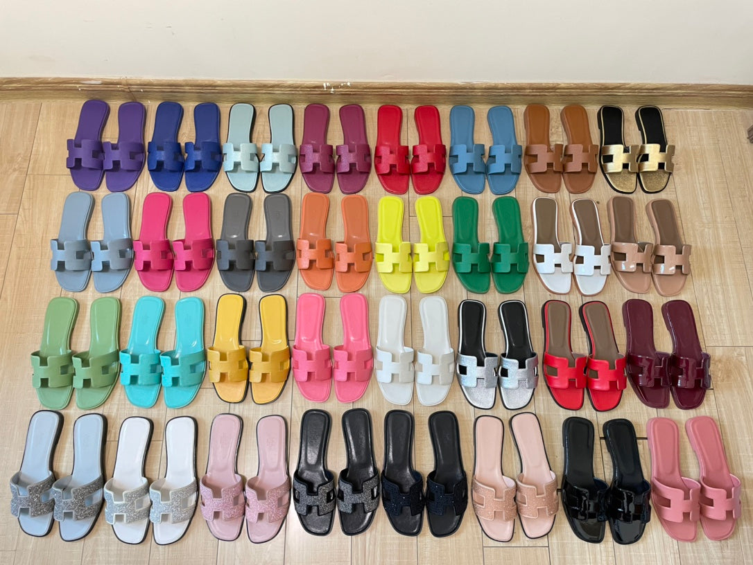 HE*24 new early spring slippers