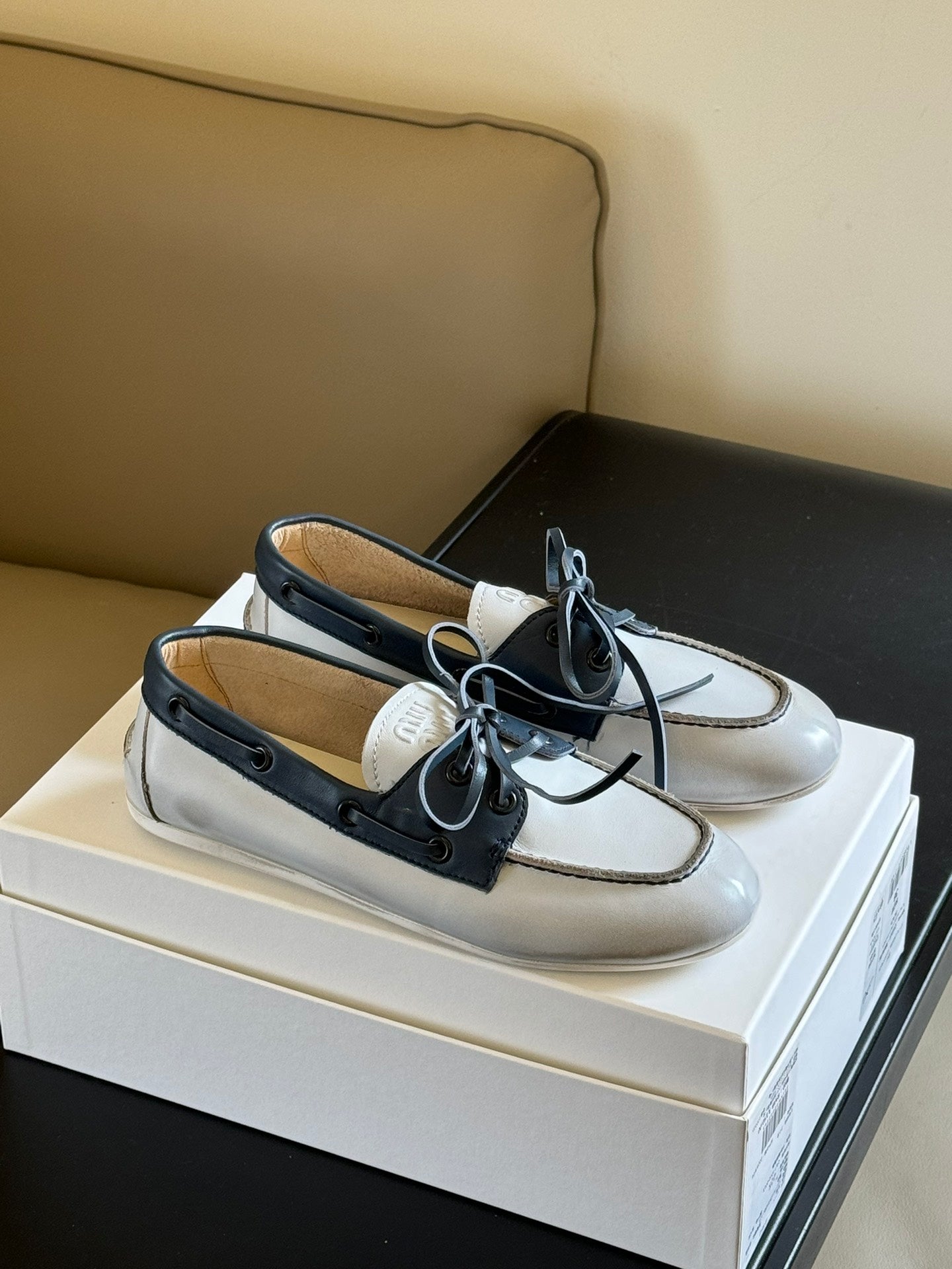 MIU* 24 new leather shoes 1:1 VIP