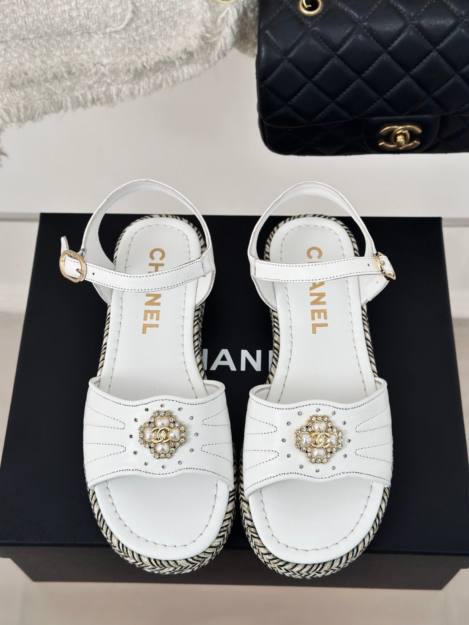 CHA* 24 new hemp rope sole sandals 1:1 VIP