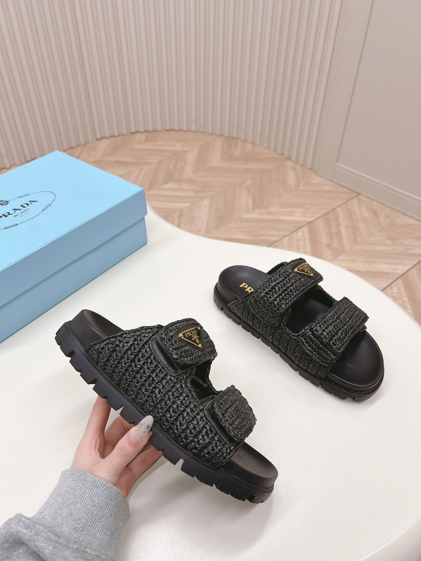 Prada 24 new woven slippers 1:1  VIP
