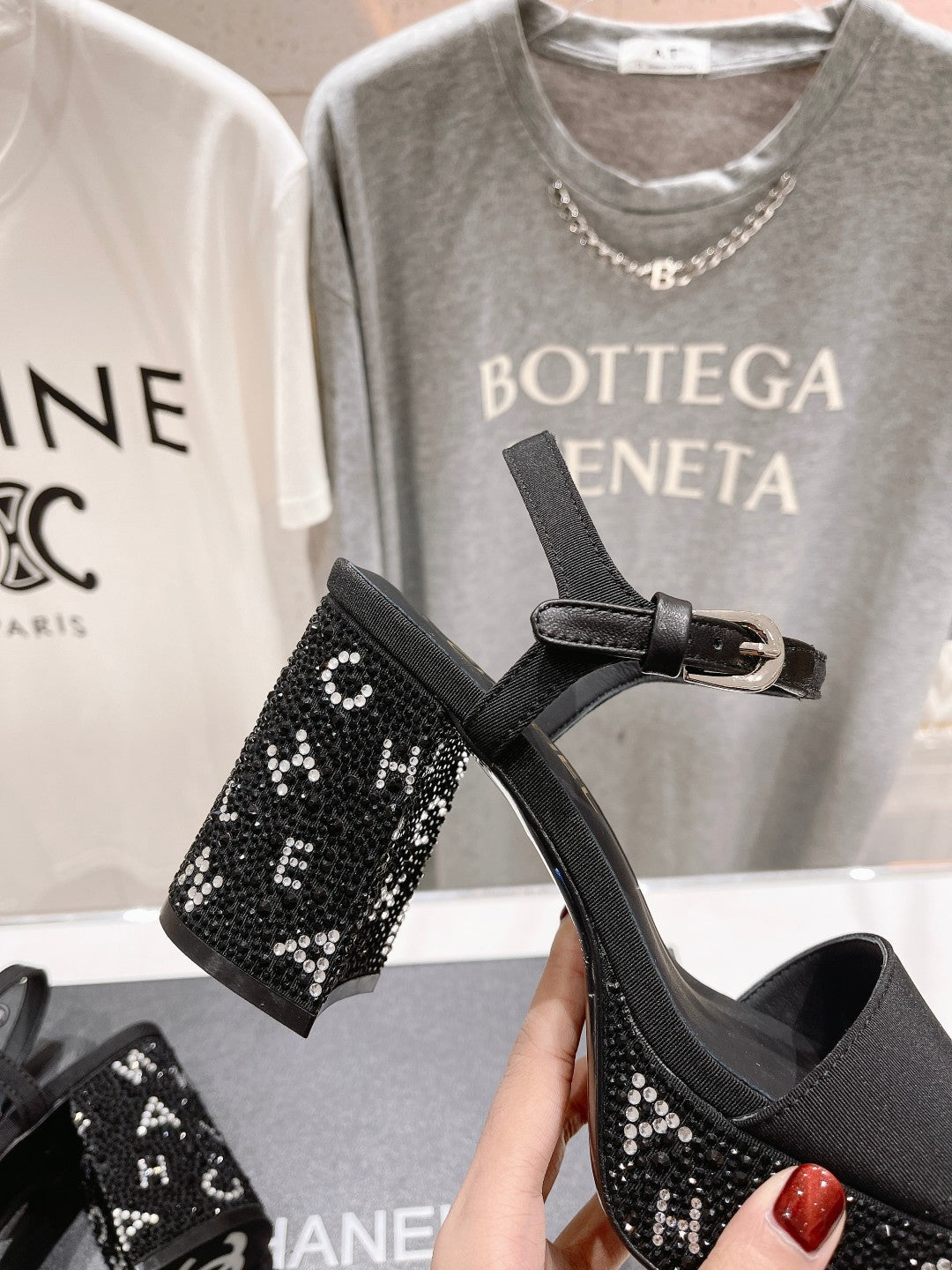 CHA* 24 new hot diamond sandals