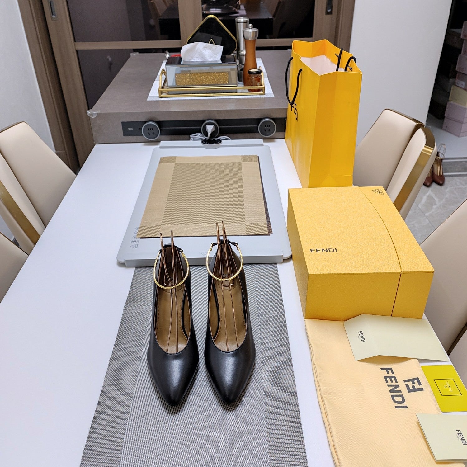 FEN* 24 new high heels 1:1 VIP