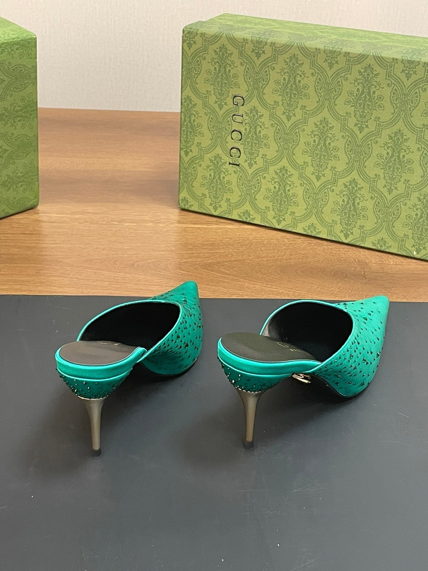 GUC* 24 silk satin rhinestone sandals 1:1 VIP