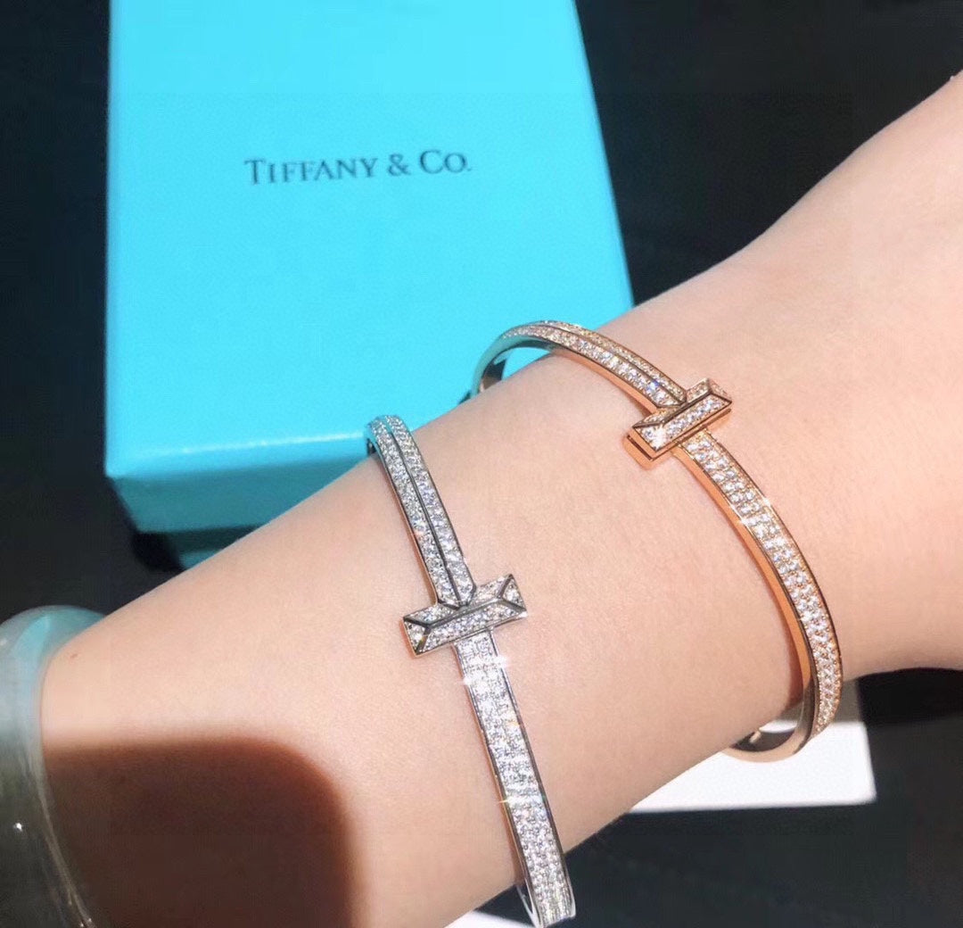 Tiffa* 24 new diamond bracelet