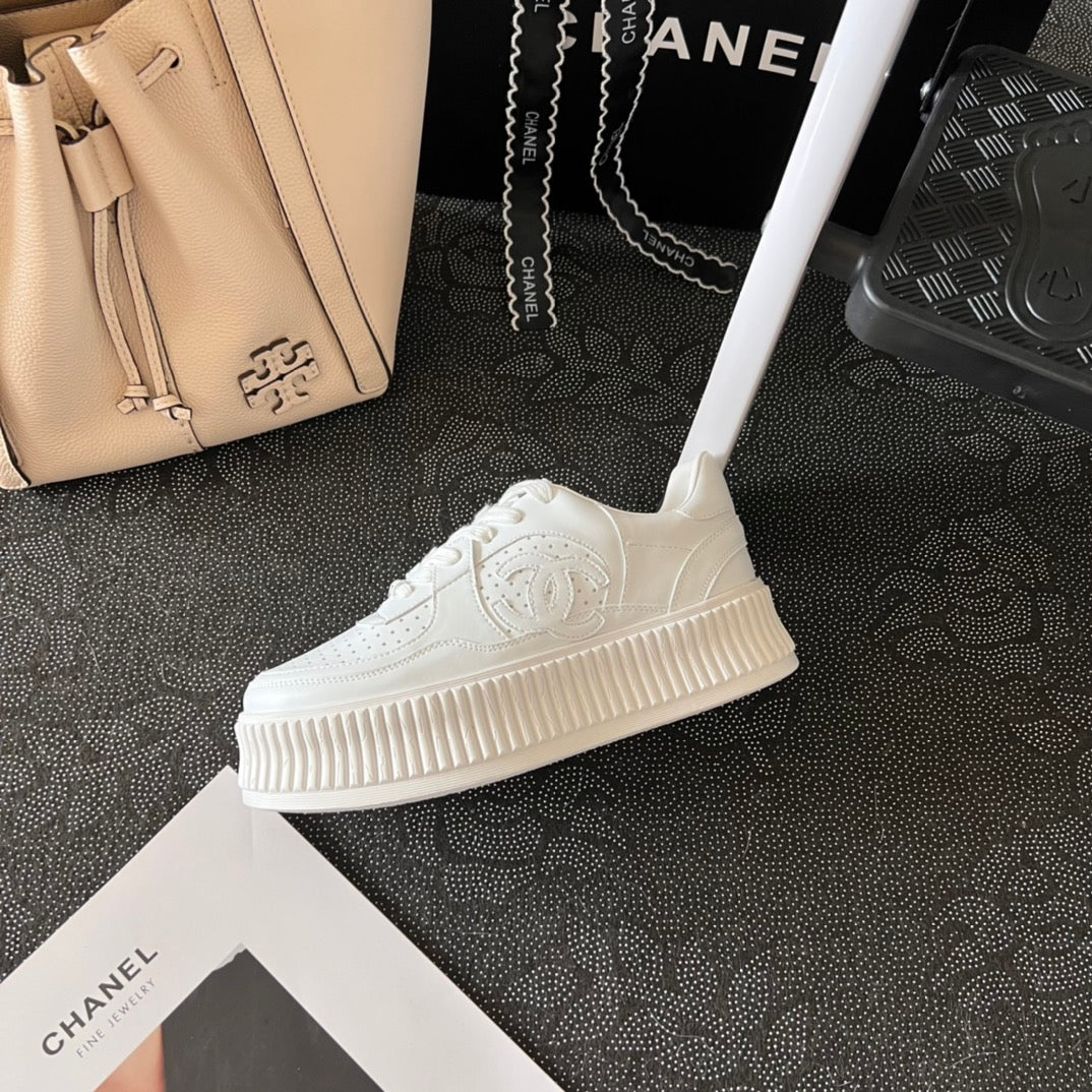 CHAN* 24 new thick-soled casual shoes