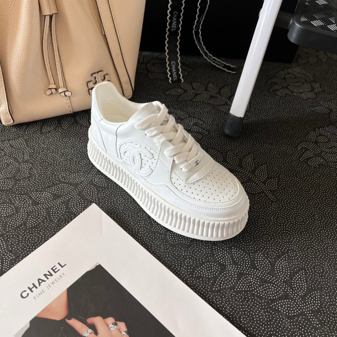 CHAN* 24 new thick-soled casual shoes