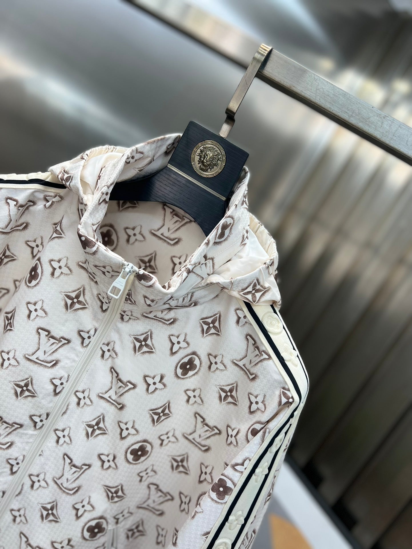 LOU* 24 new style jacket