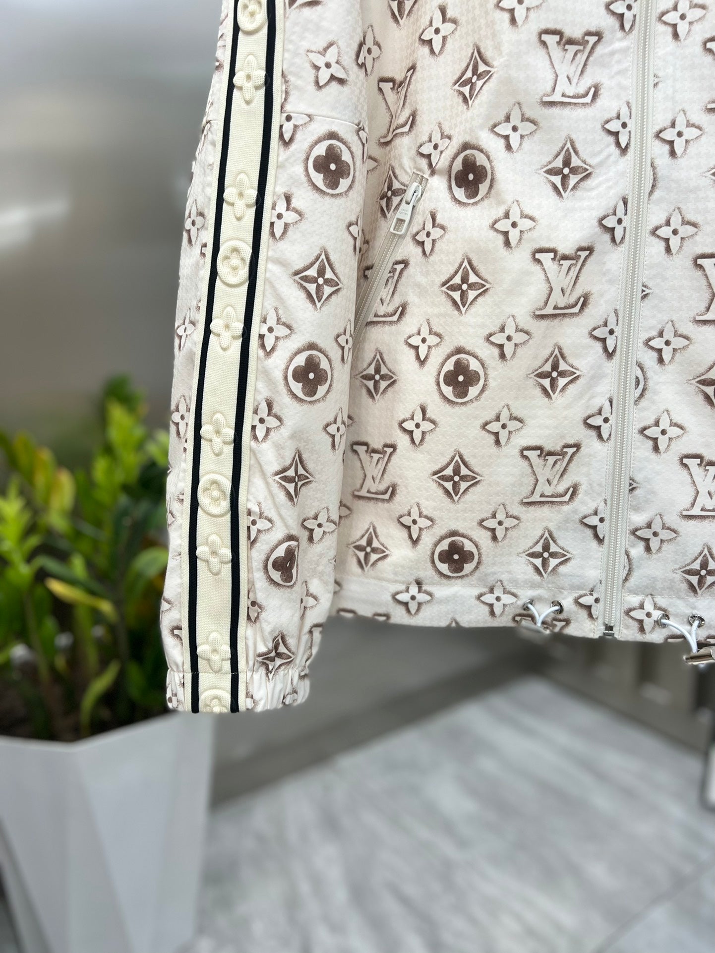 LOU* 24 new style jacket