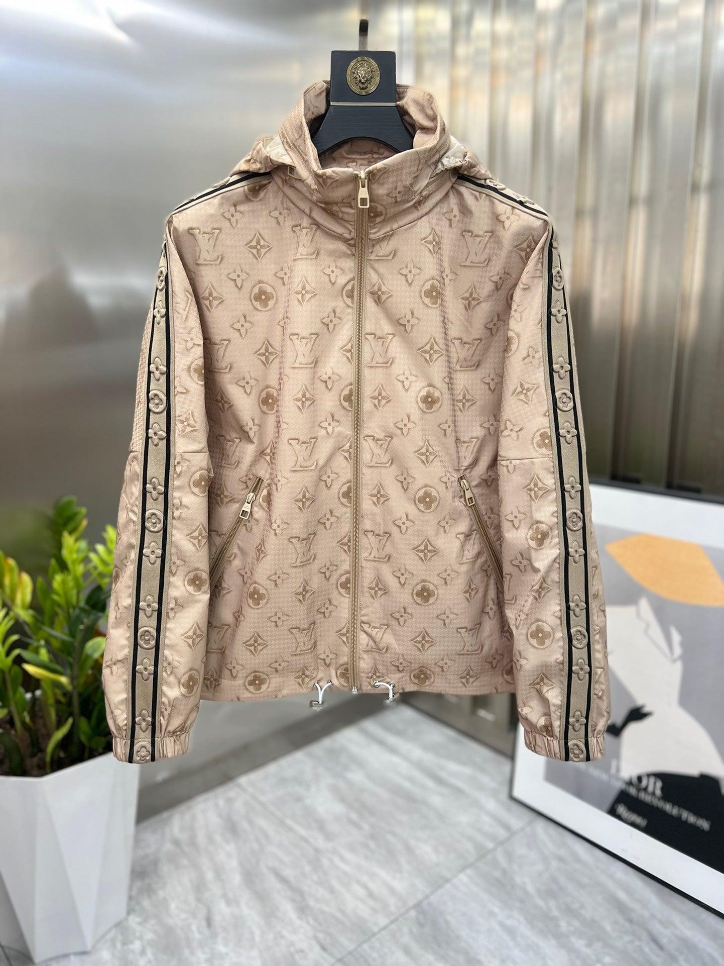 LOU* 24 new style jacket