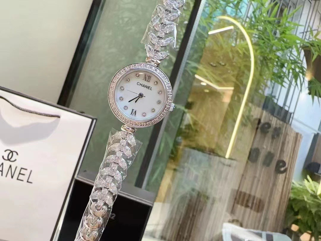 CHAN* 24 new bracelet watch
