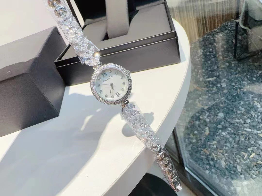 CHAN* 24 new bracelet watch