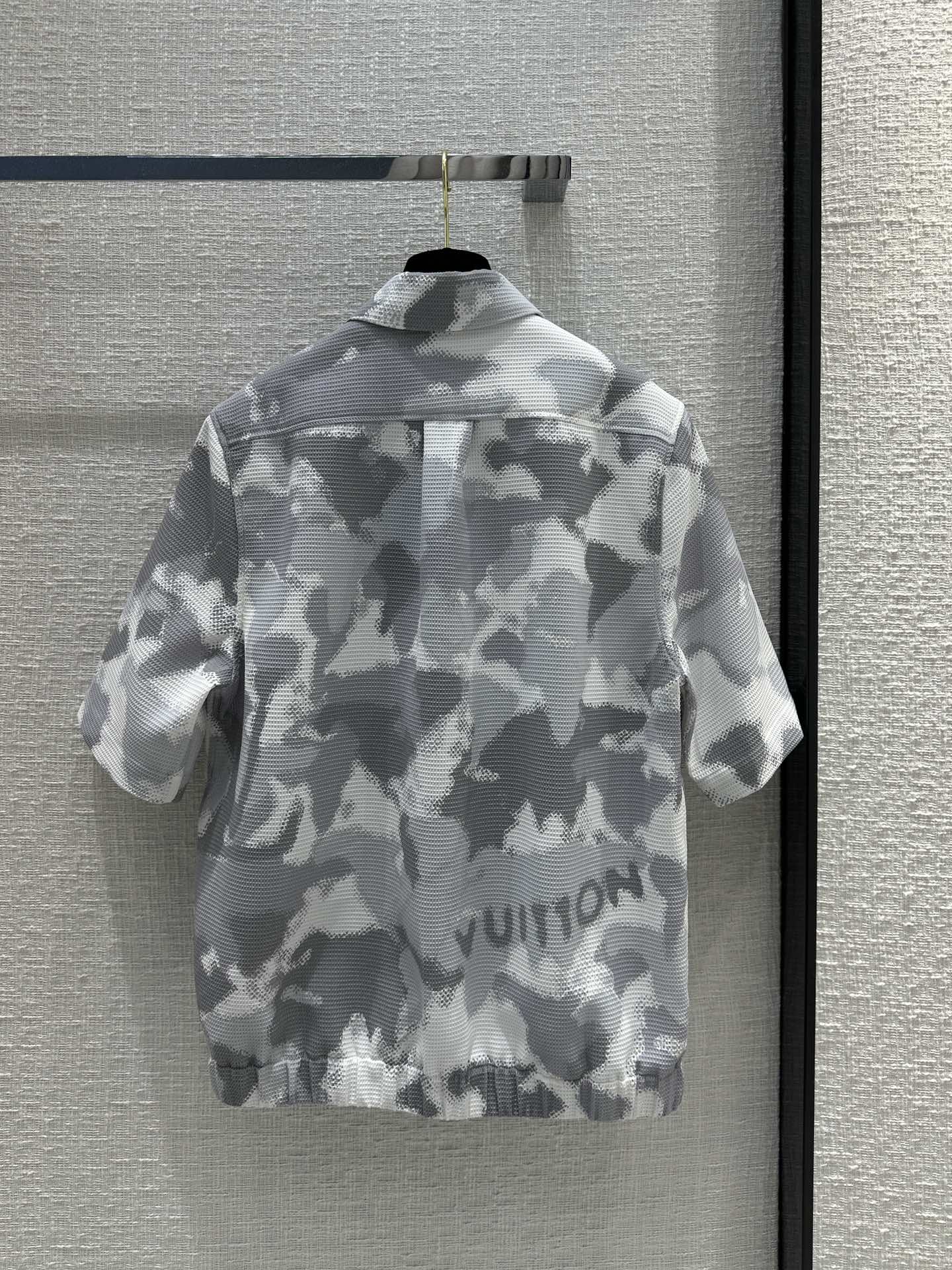 LOUIS* 24 new campfire series printed short-sleeved shirt