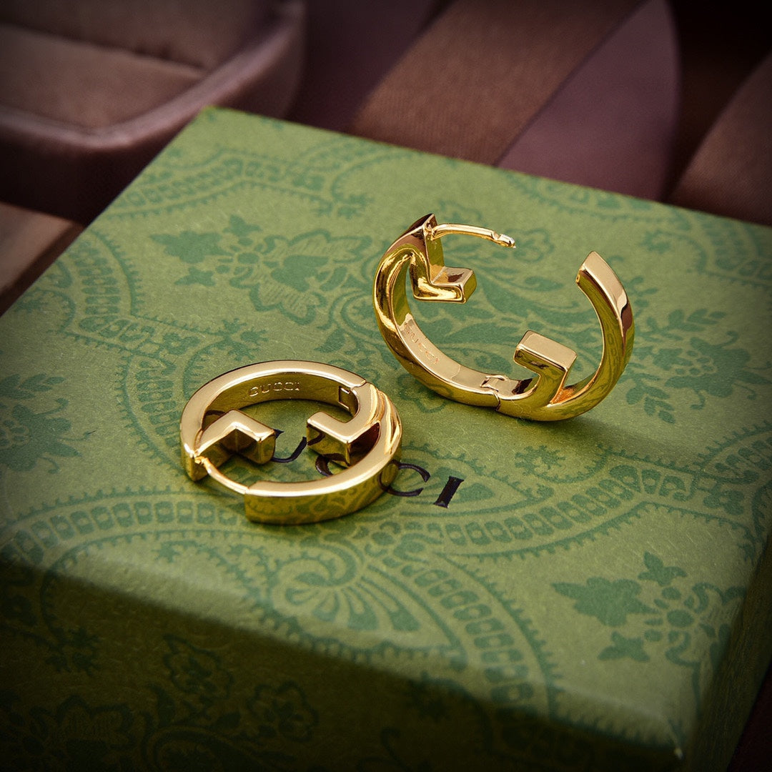 GUC* classic earrings
