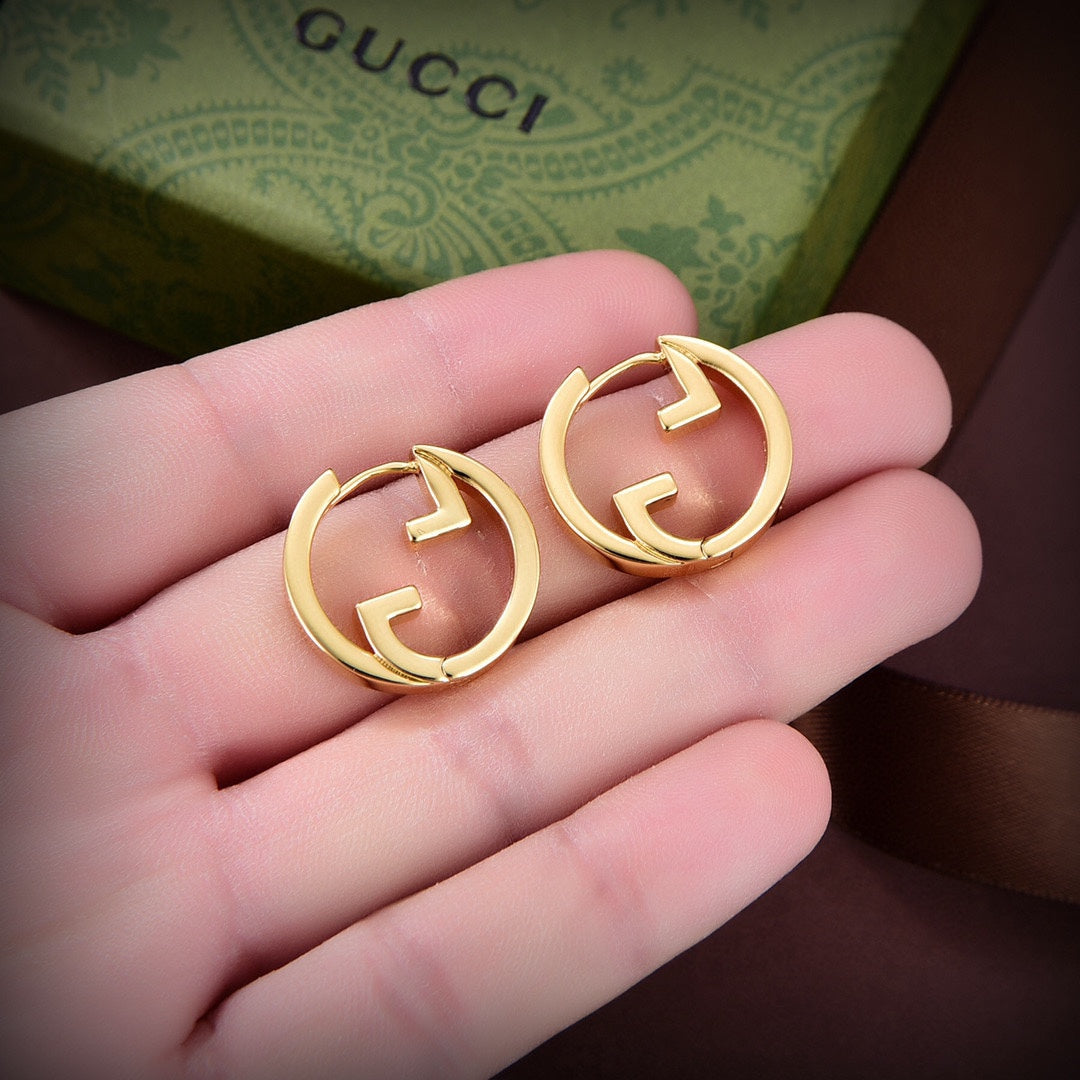 GUC* classic earrings