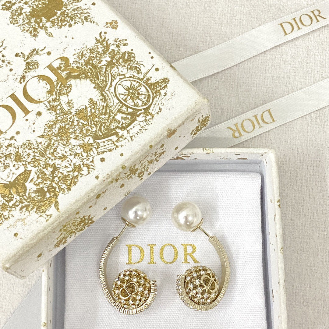 DIO* 24 new earrings