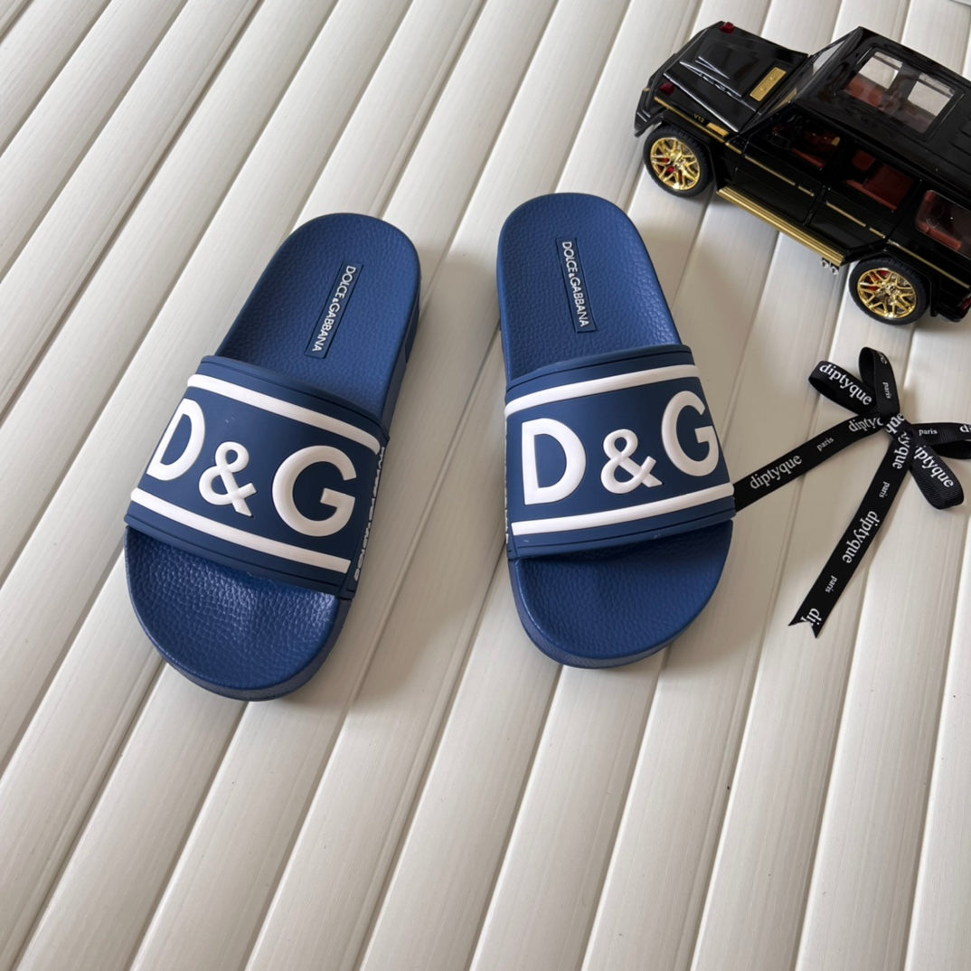 DG* 24 new slippers