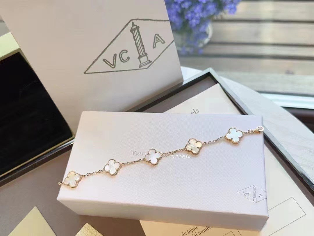 four leaf clover bracelet