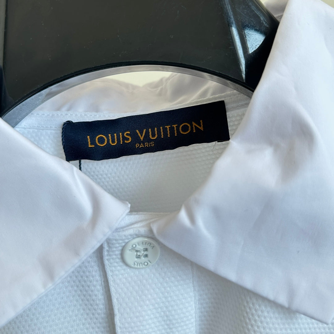 LOU *24 new polo sweater