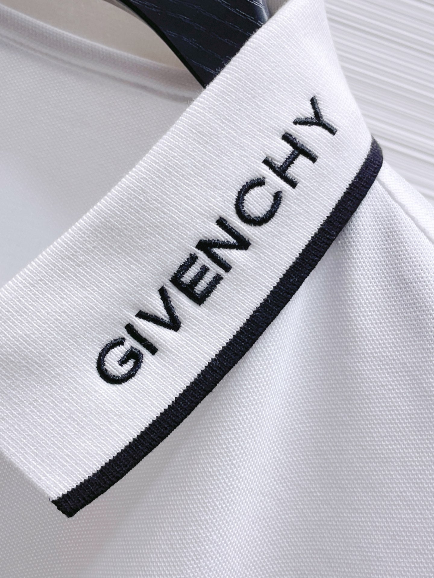 Givenc* 24 new short-sleeved POLO