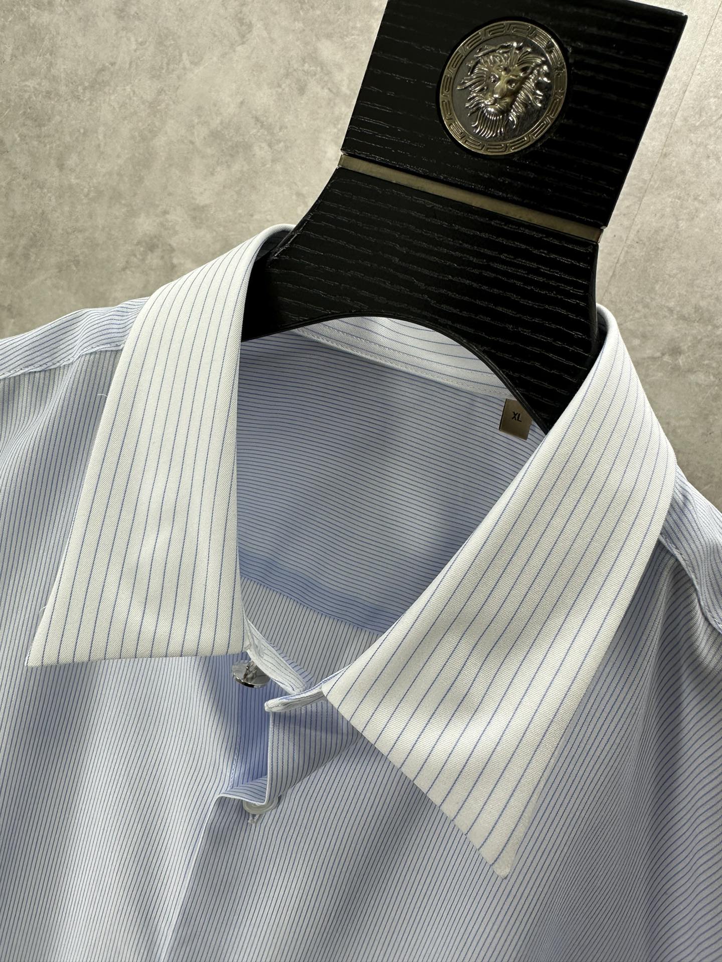 LOEW* 24 new casual long-sleeved shirt