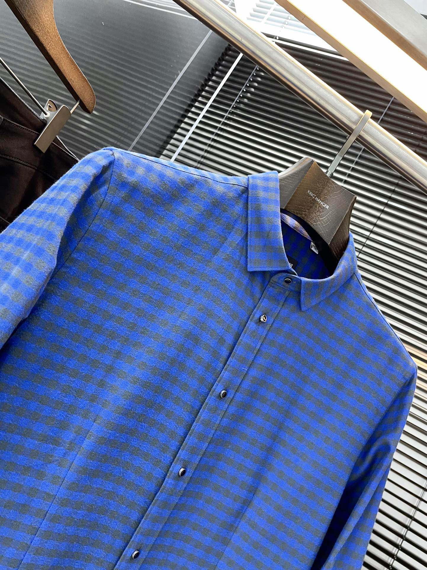 Arma*24 new long-sleeved shirt