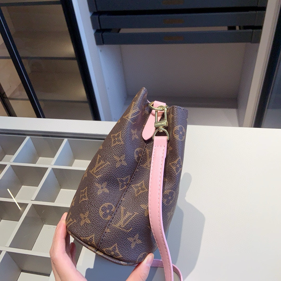 LOU* shopping bag + bucket bag + wallet combination bag