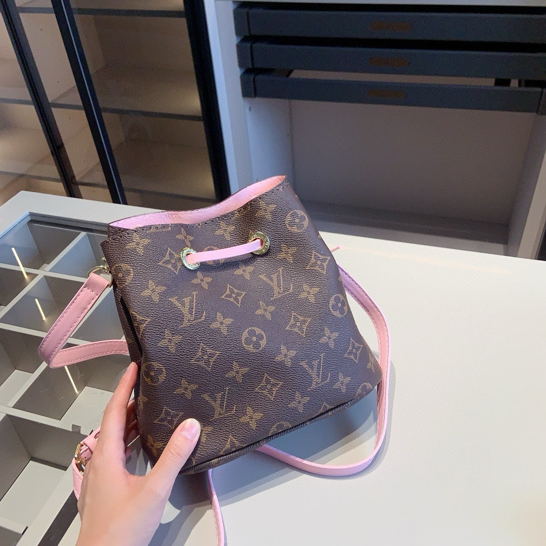 LOU* shopping bag + bucket bag + wallet combination bag