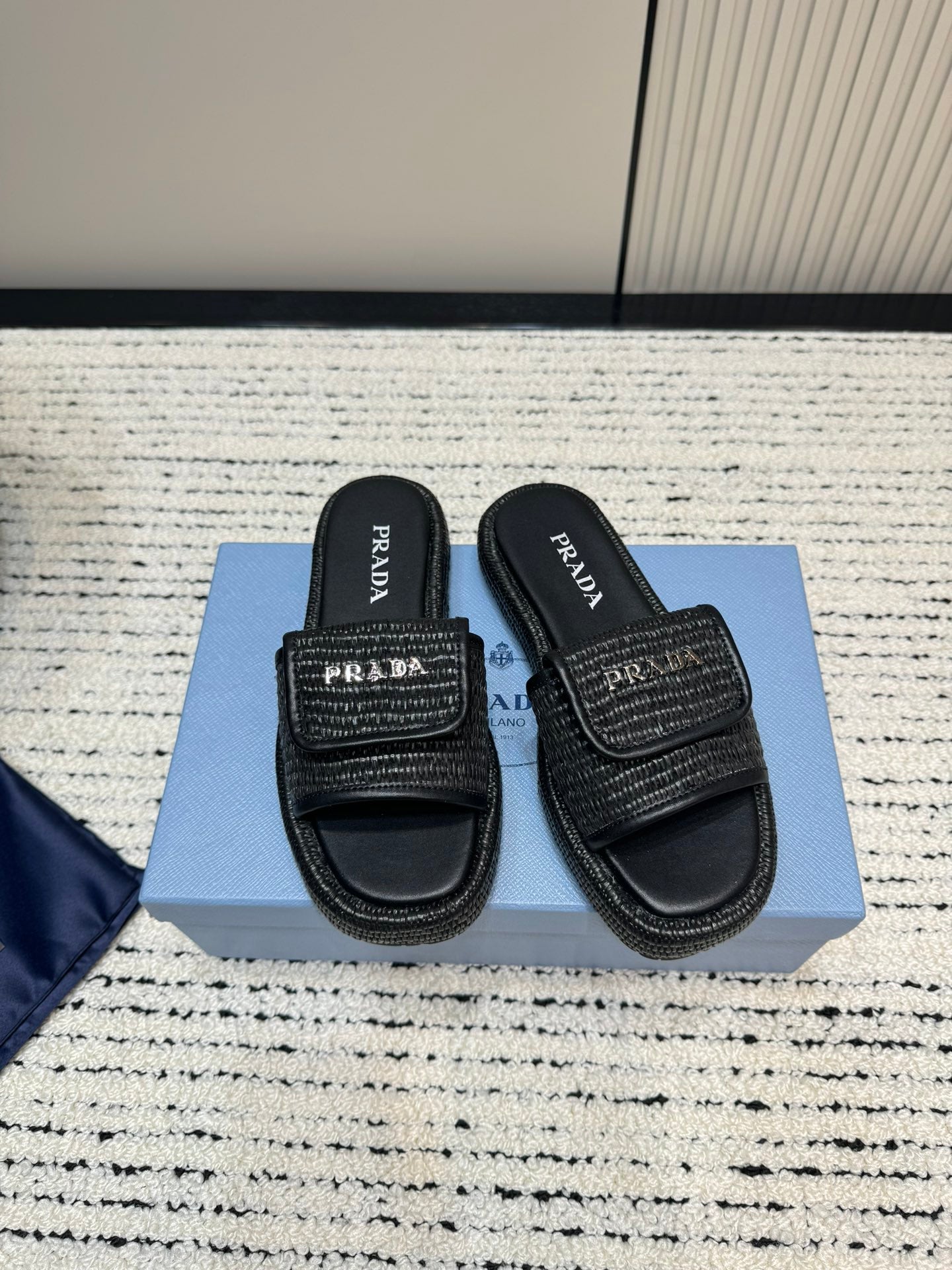 PRA* 24 new straw sandals slippers