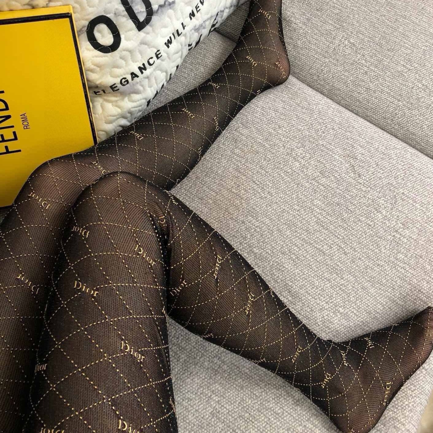 DIO* one-piece fishnet stockings