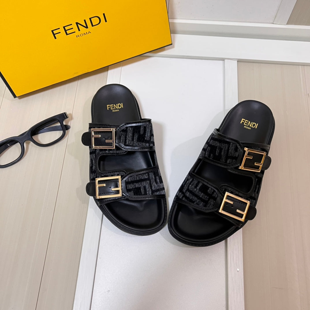 FEN* 24 new double strap slippers