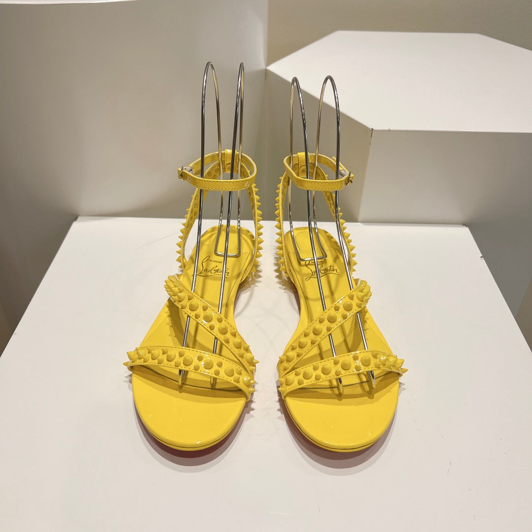 CHRIS* LOUB* 24SS rivet flat sandals 1:1 VIP