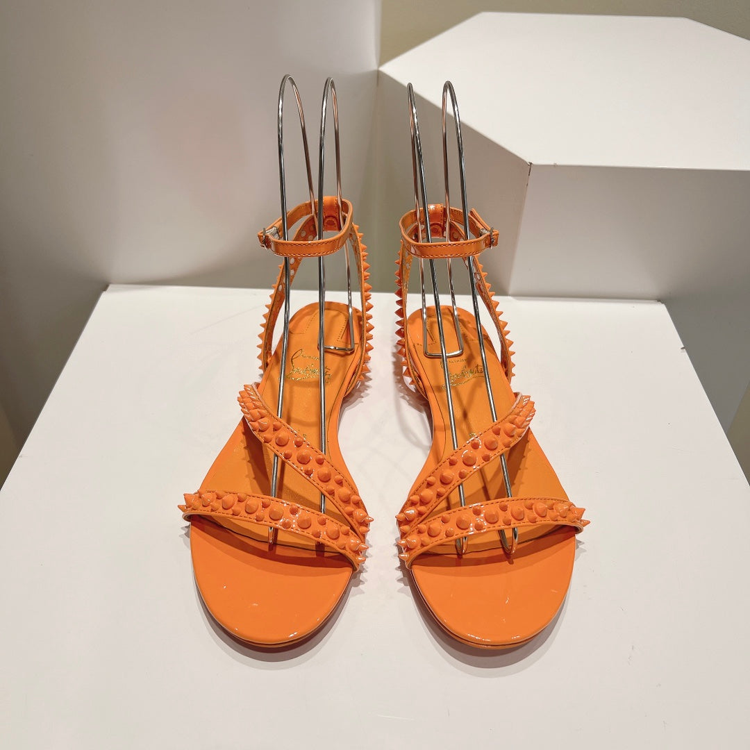 CHRIS* LOUB* 24SS rivet flat sandals 1:1 VIP