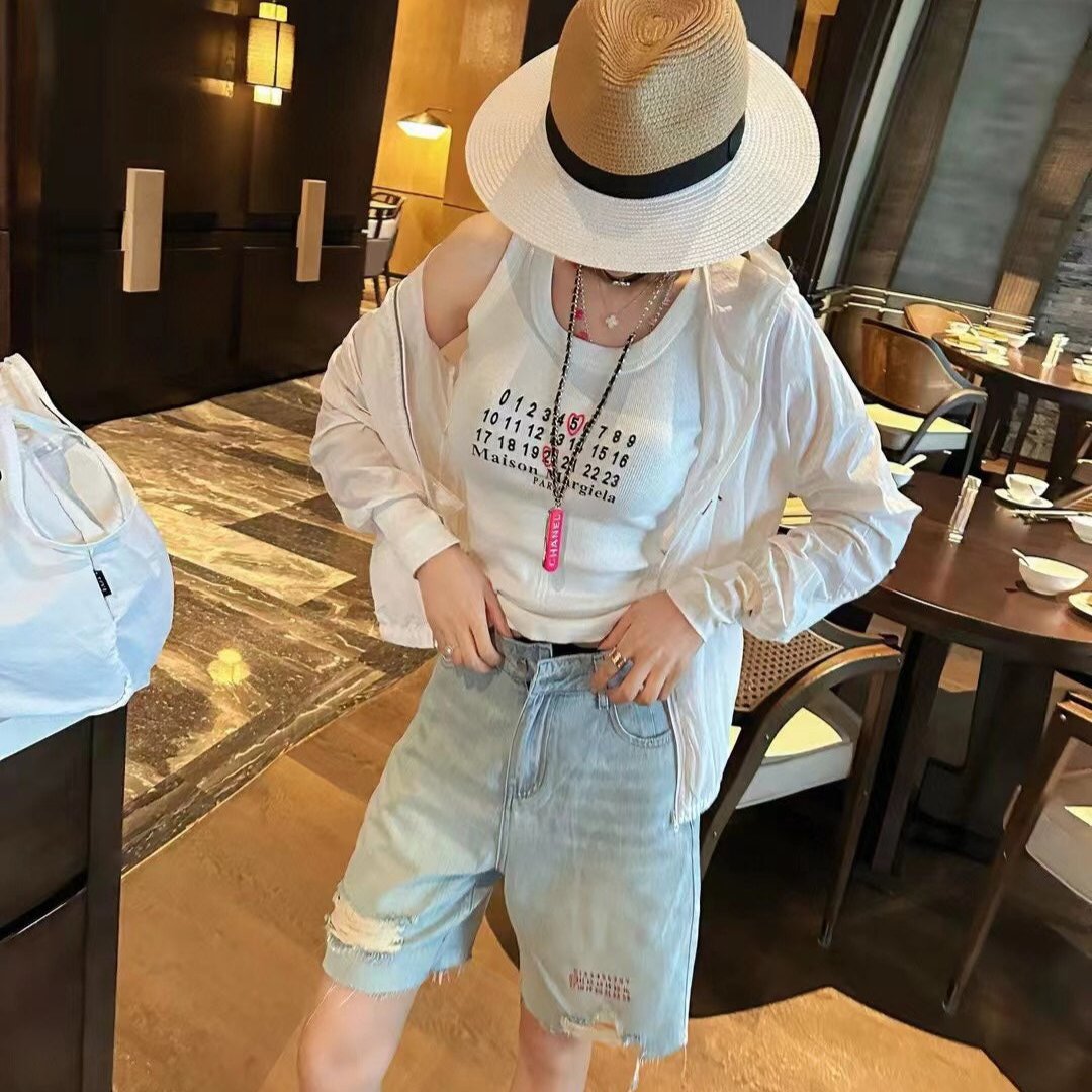 MM6 digital print sports vest