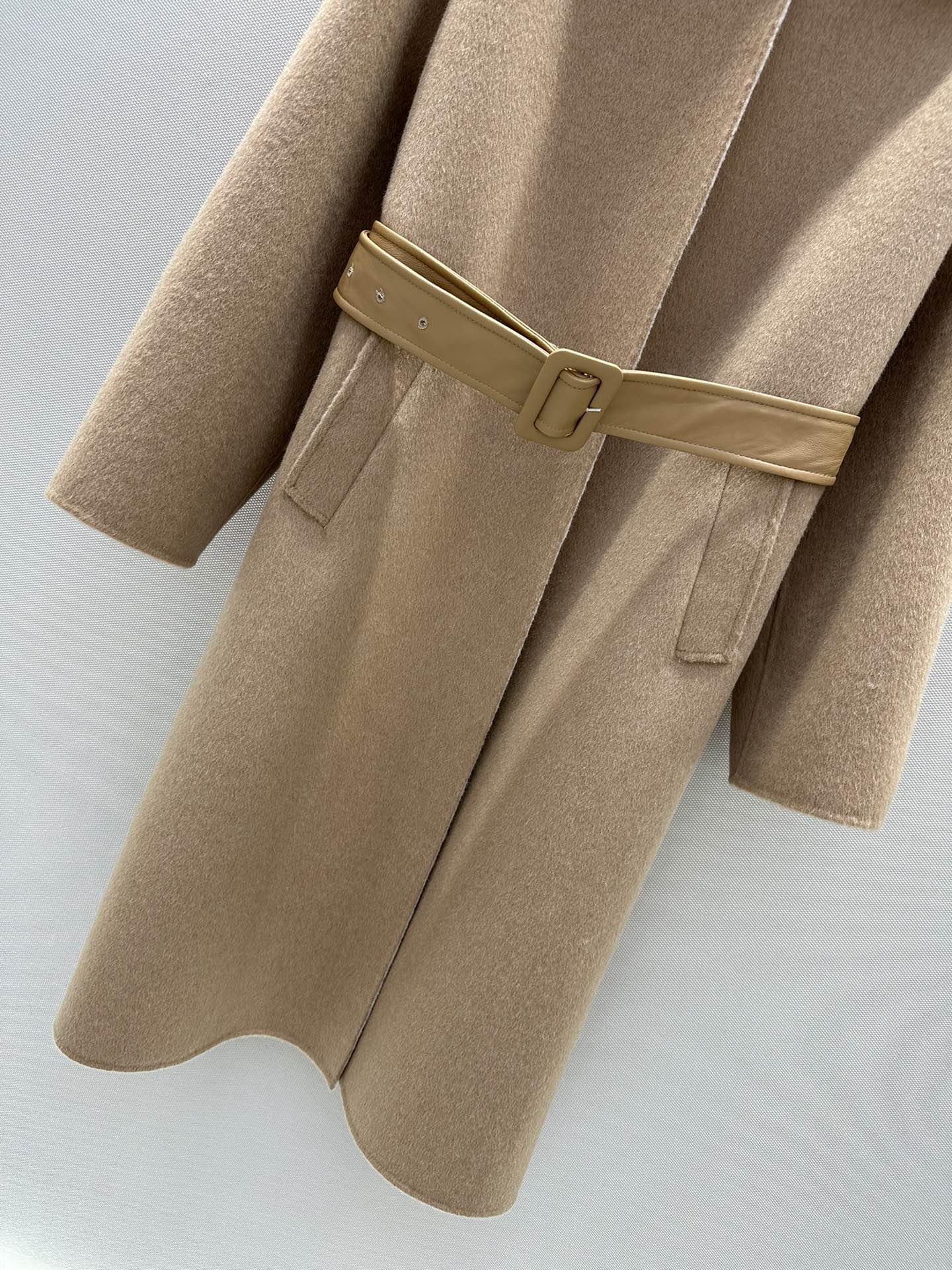 FEN* 24SS Cashmere Coat 1:1 VIP