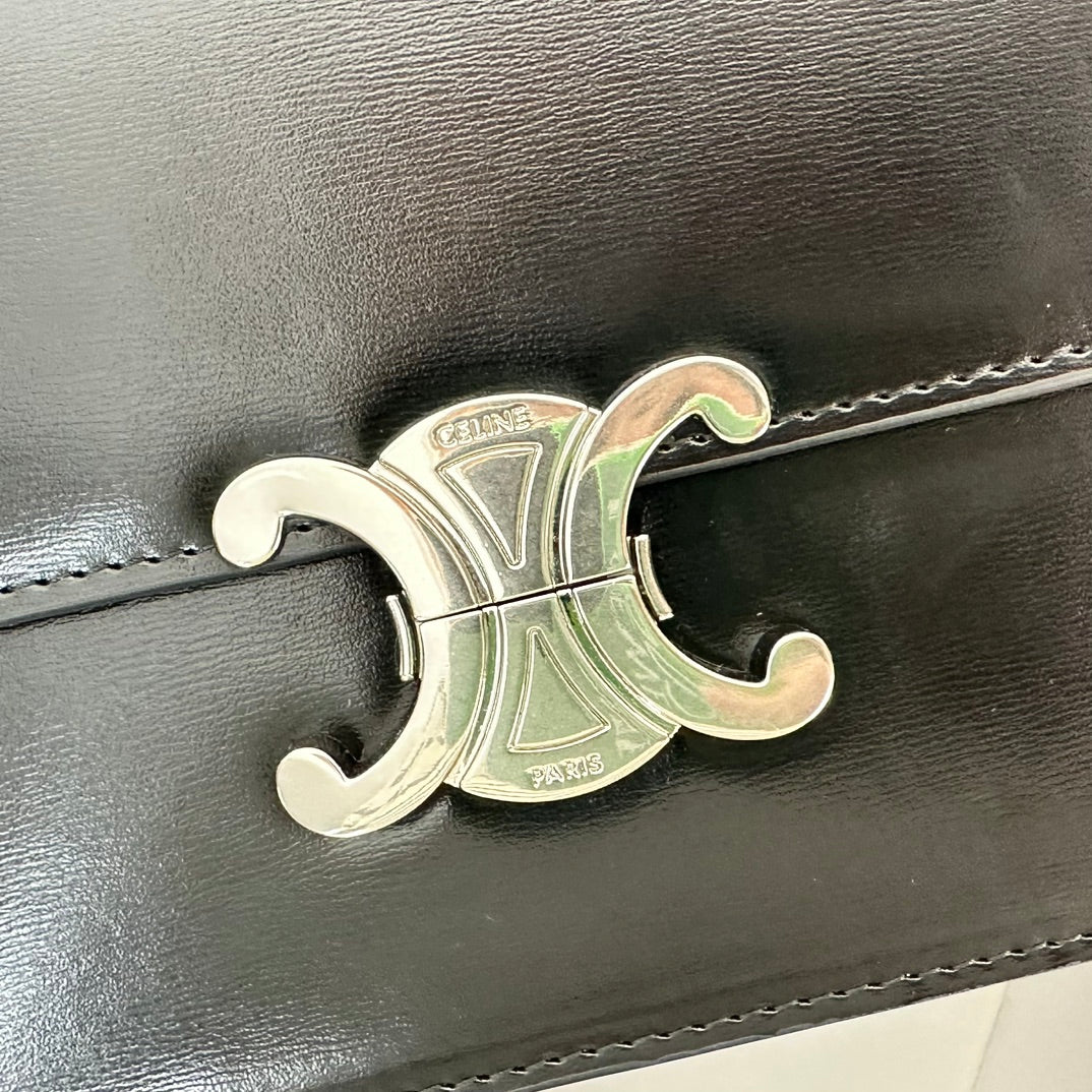 Celin* Arc de Triomphe Tofu Bun