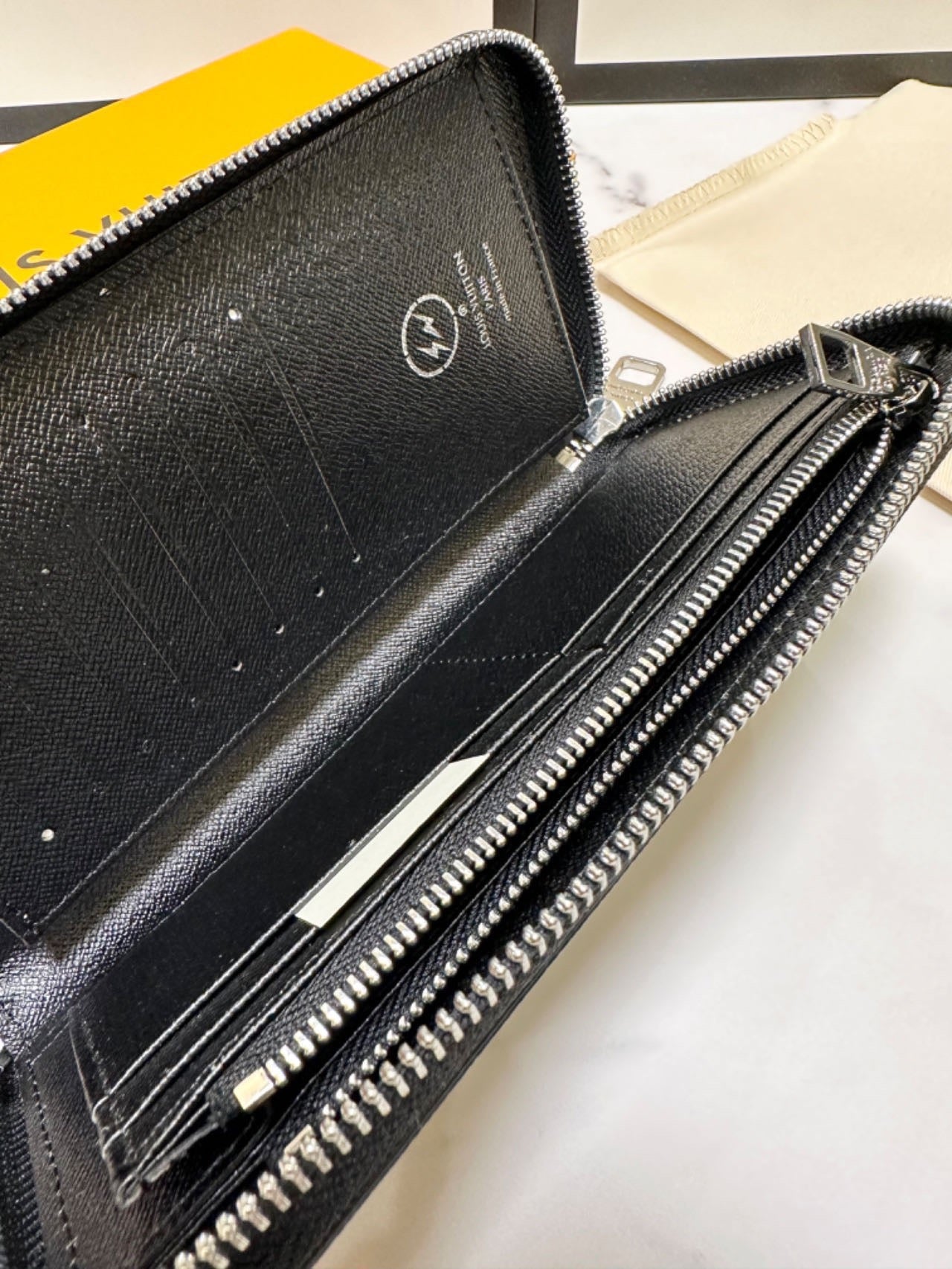 LOU* Zip Around Wallet