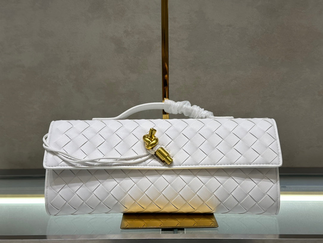 BV* New Braided Clutch