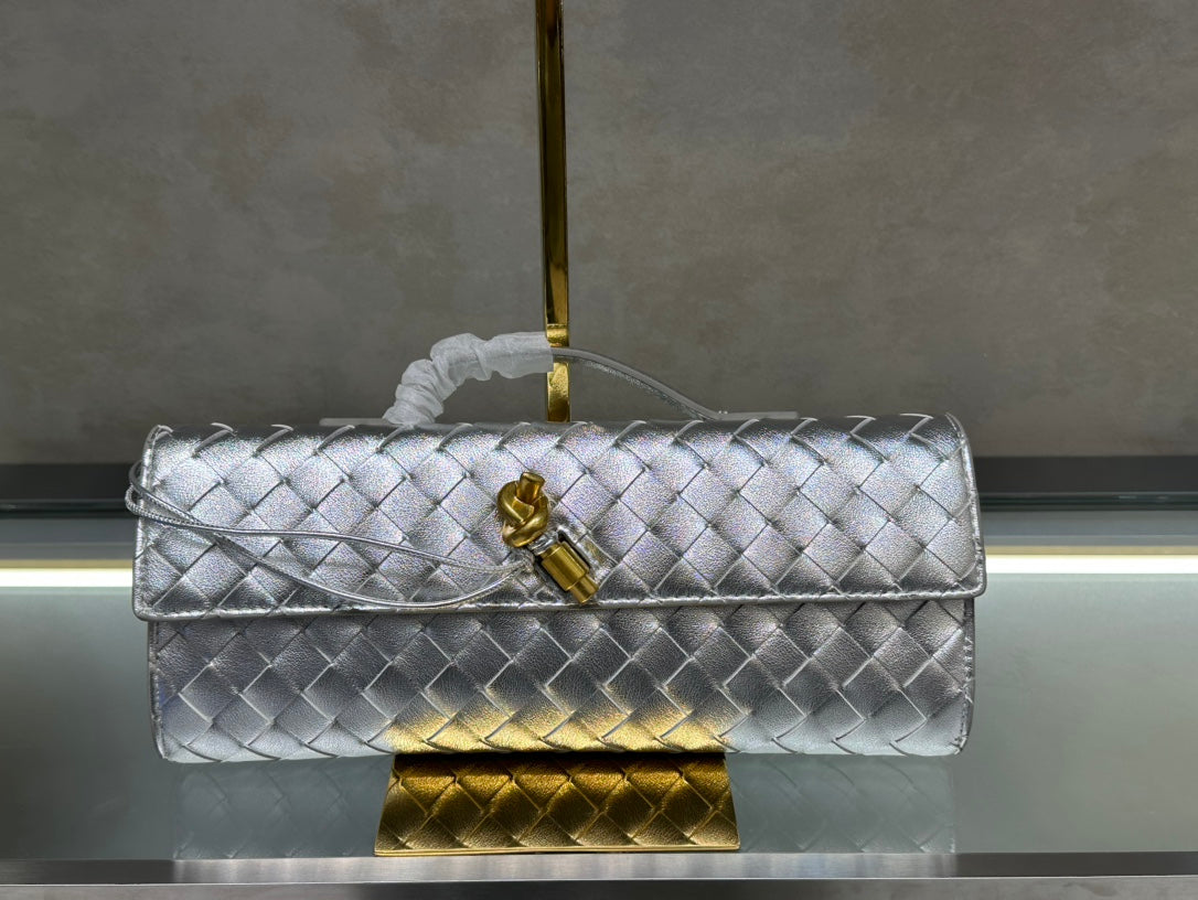 BV* New Braided Clutch