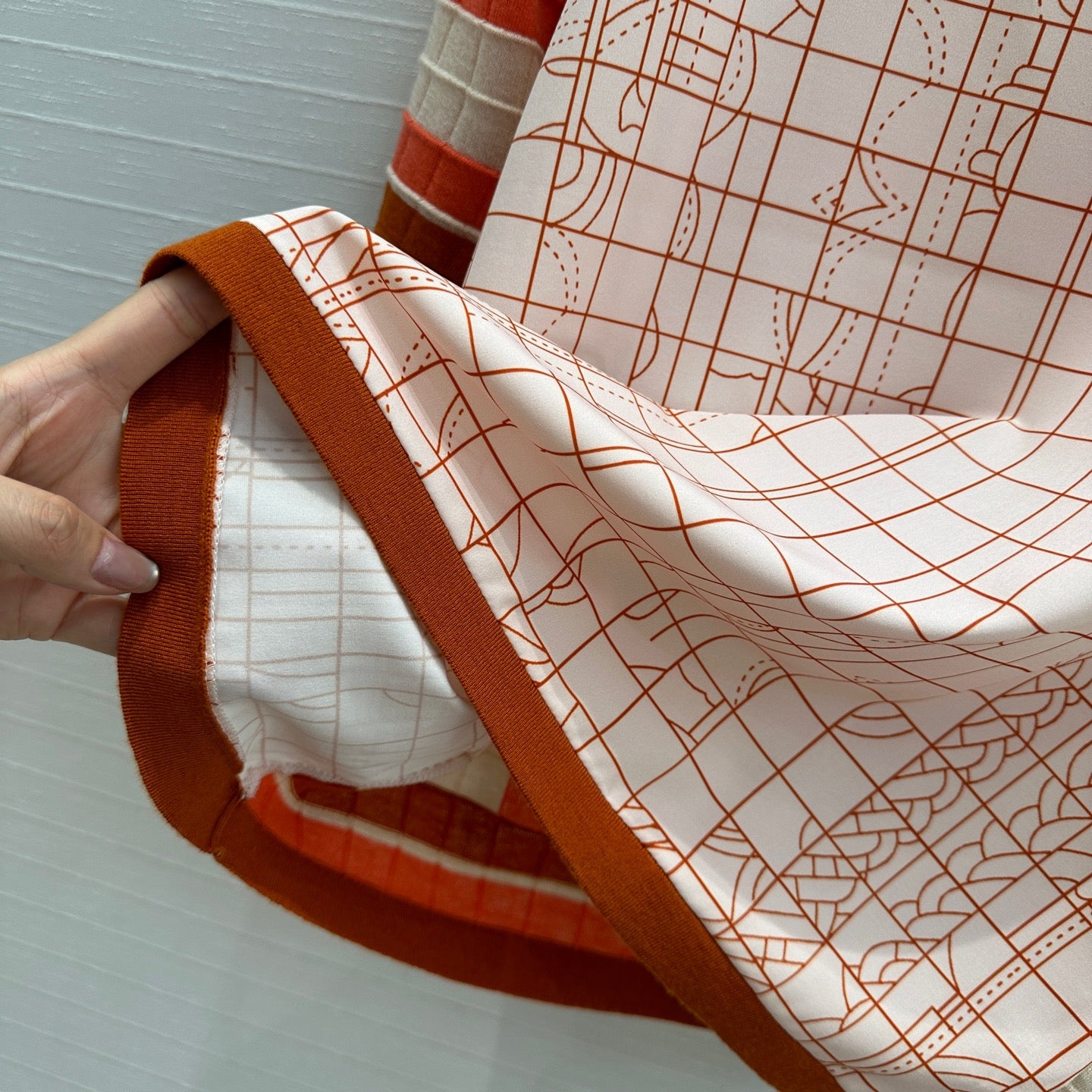 Herm* 25SS patchwork pattern sweater