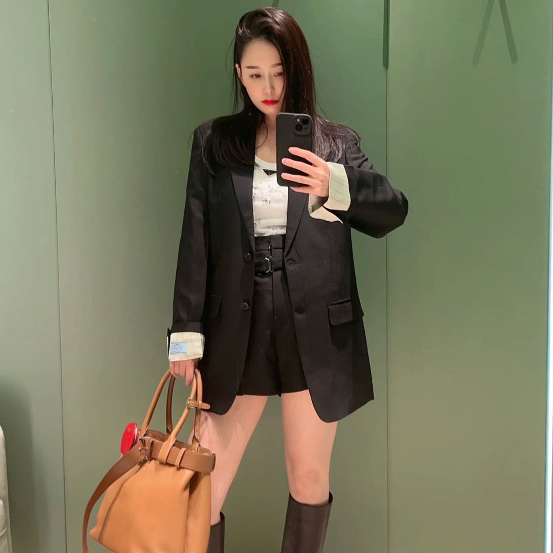 PRA* 25SS Minimalist Striped Sleeve Blazer