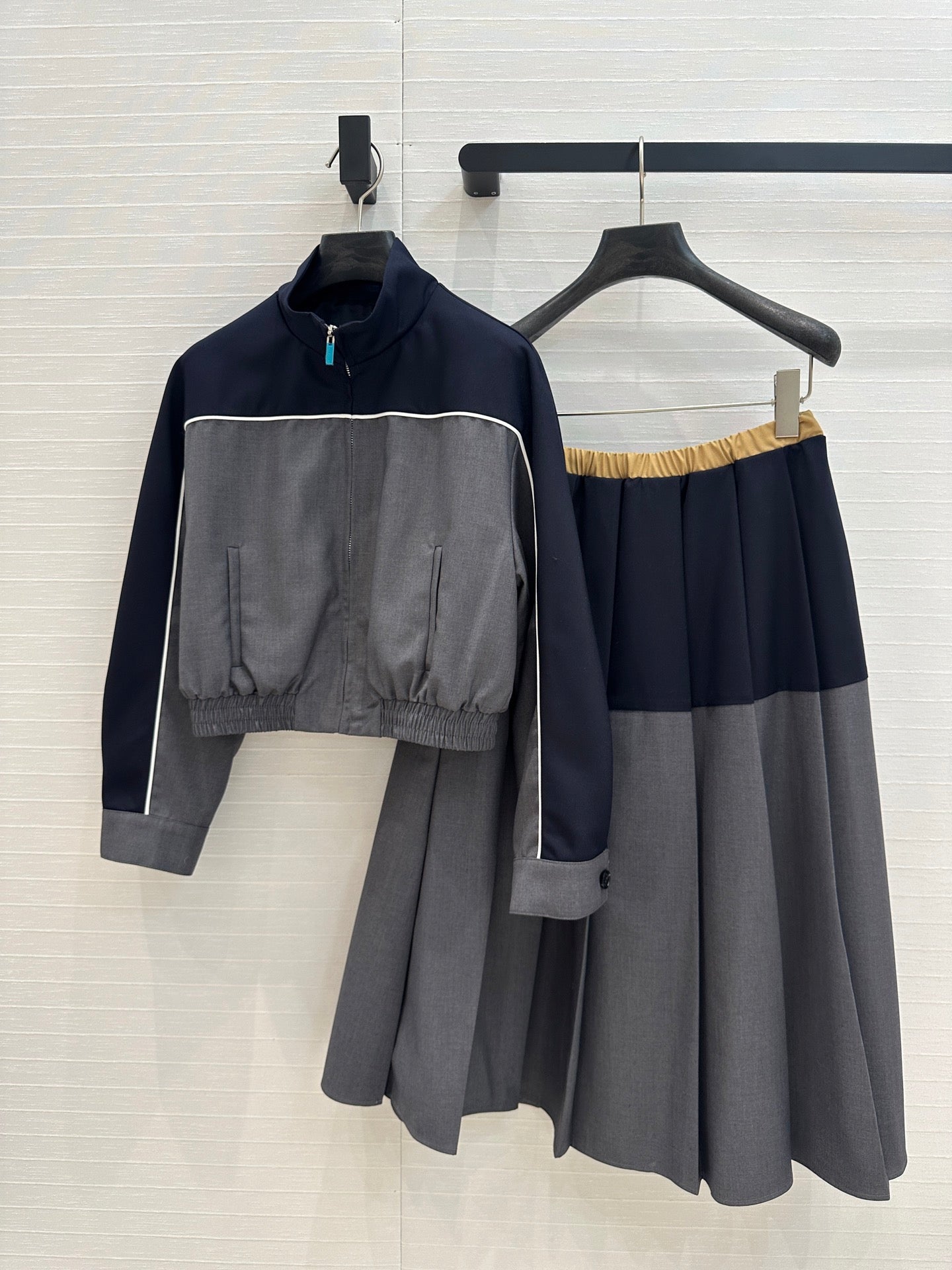 MIU* 25SS blue-gray sports suit