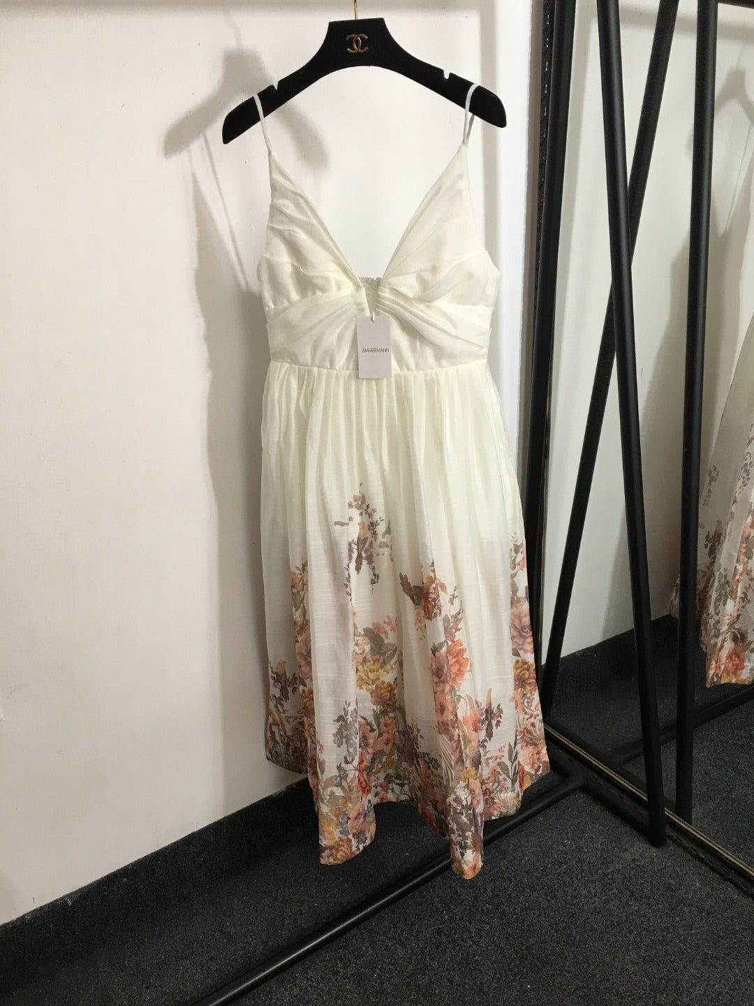 ZIMMERM* Colorful flower print V-neck suspender dress