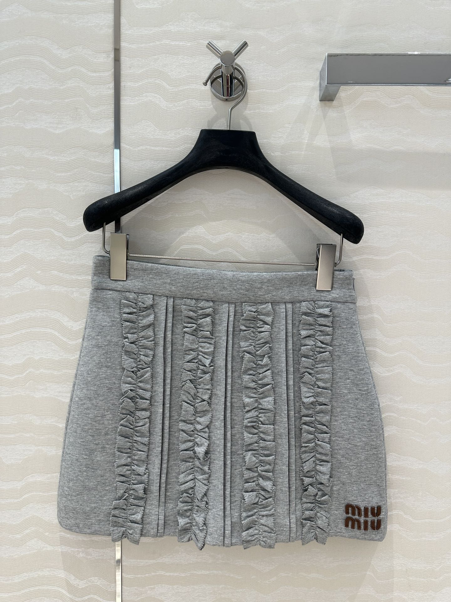 MIU* 25SS Sweater Jacket/Short Skirt