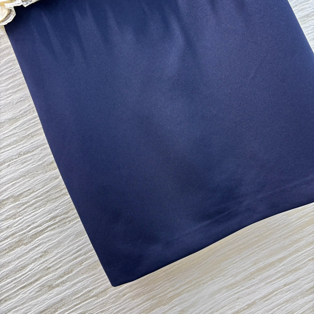 Valentino* 25SS contrast ear collar short-sleeved dress